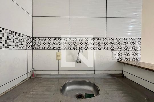 Cozinha de casa à venda com 1 quarto, 32m² em Vargem Grande, Rio de Janeiro