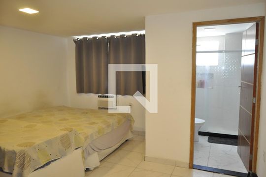 Suíte de casa de condomínio à venda com 2 quartos, 145m² em Tanque, Rio de Janeiro