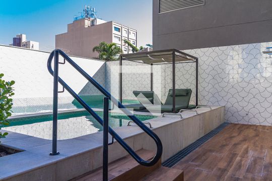 Área comum - Piscina de apartamento à venda com 1 quarto, 24m² em Pinheiros, São Paulo