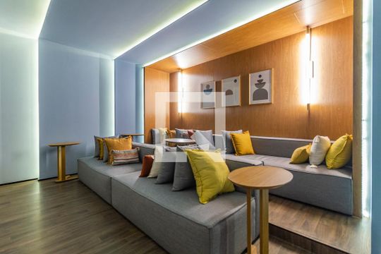 Área comum - Cinema de apartamento à venda com 1 quarto, 24m² em Pinheiros, São Paulo