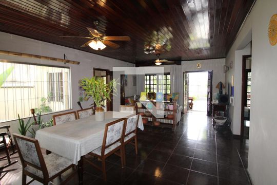 Sala de casa à venda com 4 quartos, 336m² em Parque Mandaqui, São Paulo