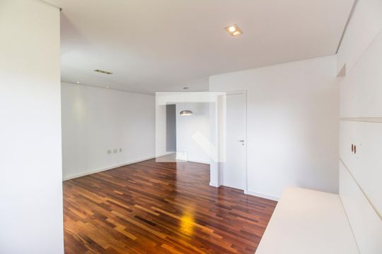 Apartamento à venda com 2 quartos, 83m² em Jardim Tupanci, Barueri