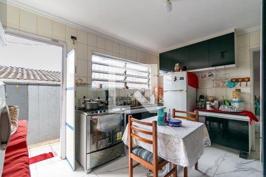 Cozinha de casa à venda com 3 quartos, 218m² em Vila Paulista, São Paulo