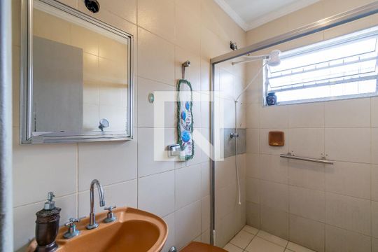 Banheiro da Suíte de casa à venda com 3 quartos, 218m² em Vila Paulista, São Paulo