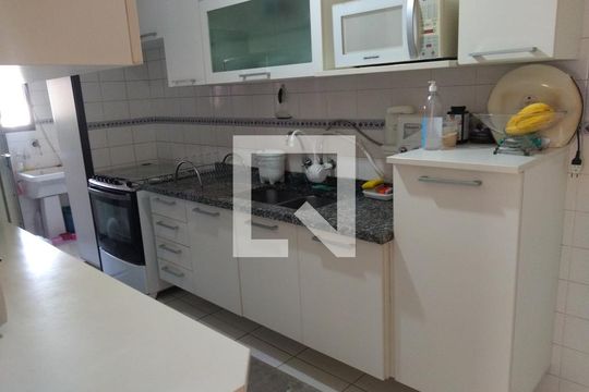 Cozinha de apartamento à venda com 4 quartos, 120m² em Vila Suzana, São Paulo