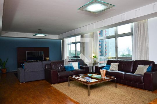 Apartamento à venda com 5 quartos, 280m² em Floresta, Belo Horizonte