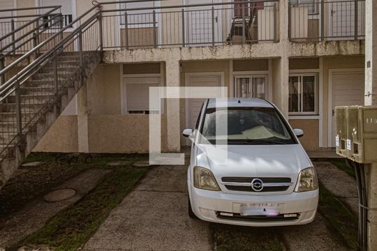 Fachada de casa à venda com 1 quarto, 51m² em Restinga, Porto Alegre