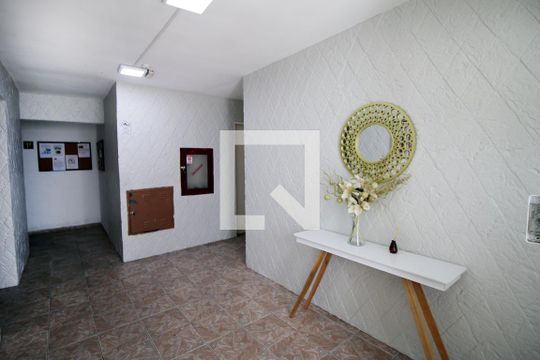 Hall de entrada de apartamento à venda com 2 quartos, 62m² em Irajá, Rio de Janeiro