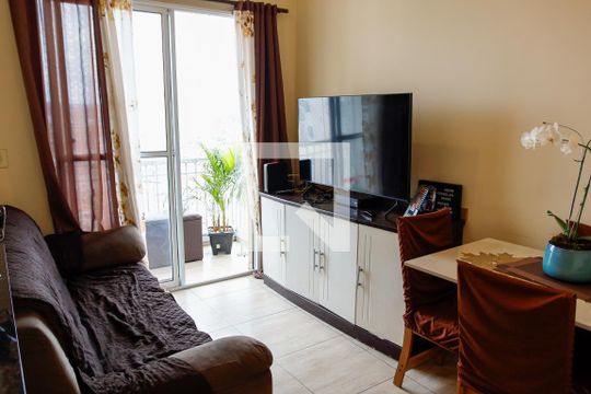 Apartamento para alugar com 2 quartos, 49m² em Santa Maria, Osasco