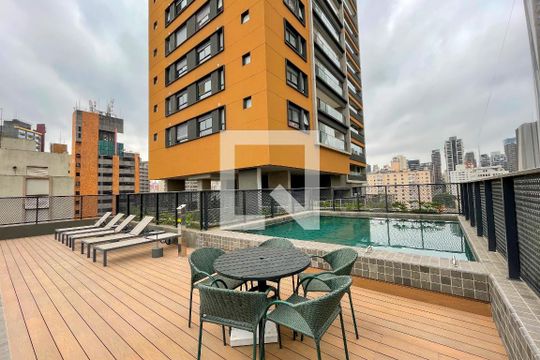 Área comum - Piscina de apartamento para alugar com 2 quartos, 100m² em Pinheiros, São Paulo