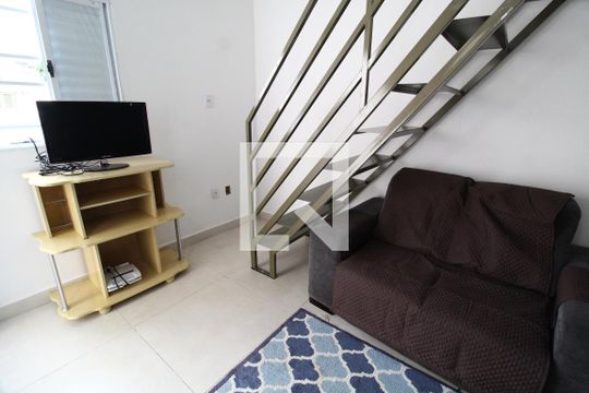 Kitnet/Studio para alugar com 1 quarto, 35m² em Jardim Inconfidência, Uberlândia