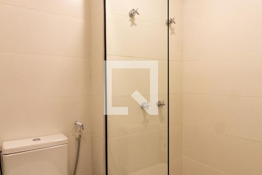 Banheiro social de apartamento para alugar com 1 quarto, 50m² em Ipanema, Rio de Janeiro