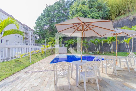 Área comum - Piscina de apartamento para alugar com 2 quartos, 63m² em Lajeado, Cotia