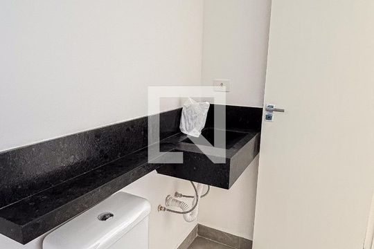 Banheiro da Suíte de apartamento à venda com 3 quartos, 92m² em Vila Alpina, Santo André