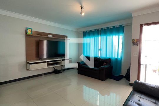 Sala de casa à venda com 3 quartos, 139m² em Vila São José, São Paulo