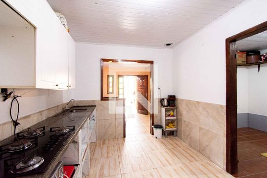 Cozinha de casa para alugar com 3 quartos, 440m² em Harmonia, Canoas