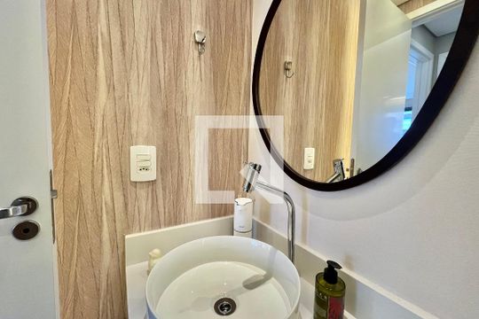 Lavabo de apartamento à venda com 2 quartos, 57m² em Chácara Inglesa, São Paulo
