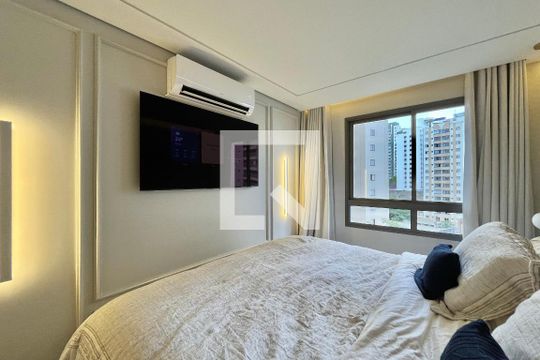 Suíte de apartamento à venda com 2 quartos, 57m² em Chácara Inglesa, São Paulo