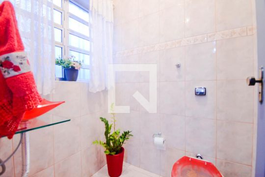 Lavabo de casa à venda com 3 quartos, 220m² em Jardim Vila Galvao, Guarulhos
