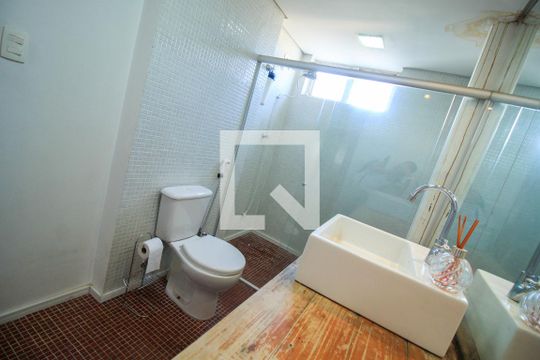 Banheiro Social de apartamento para alugar com 2 quartos, 120m² em Mooca, São Paulo