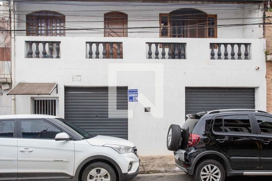 Fachada de casa para alugar com 2 quartos, 90m² em Campanário, Diadema
