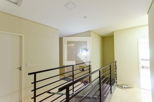 Área comum - Corredor de apartamento para alugar com 2 quartos, 40m² em Jardim Jaragua (sao Domingos), São Paulo
