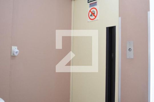 Área comum de apartamento para alugar com 1 quarto, 33m² em Centro, Curitiba