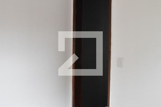 Quarto 1 de apartamento para alugar com 1 quarto, 33m² em Centro, Curitiba