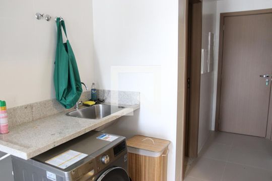 Área de Serviço de apartamento para alugar com 2 quartos, 185m² em Setor Oeste, Goiânia