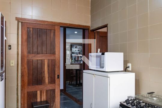 Cozinha de casa à venda com 4 quartos, 354m² em Santa Lúcia, Belo Horizonte