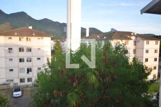 Vista da Sala de apartamento para alugar com 2 quartos, 44m² em Anil, Rio de Janeiro