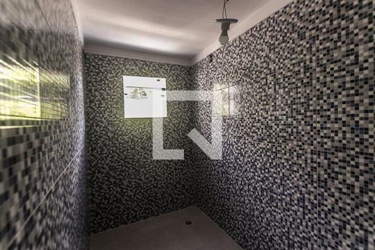 Banheiro do Quarto de casa de condomínio para alugar com 2 quartos, 100m² em Jardim das Margaridas, Salvador