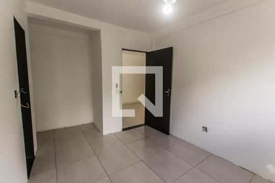 Quarto de casa de condomínio para alugar com 2 quartos, 100m² em Jardim das Margaridas, Salvador