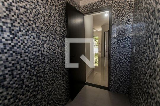 Banheiro de casa de condomínio para alugar com 2 quartos, 100m² em Jardim das Margaridas, Salvador