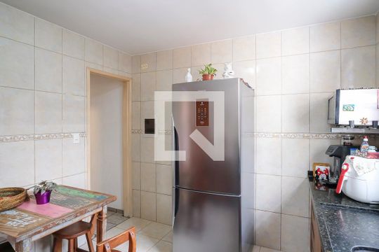 Cozinha de casa à venda com 2 quartos, 140m² em Rudge Ramos, São Bernardo do Campo