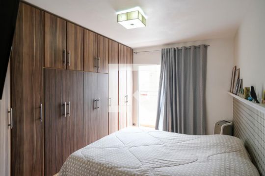 Quarto 1 de casa à venda com 2 quartos, 140m² em Rudge Ramos, São Bernardo do Campo