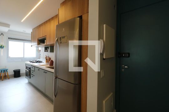 Cozinha de apartamento à venda com 2 quartos, 57m² em Parque das Nações, Santo André