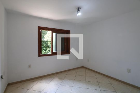 Quarto 1 de casa para alugar com 5 quartos, 280m² em Estância Velha, Canoas