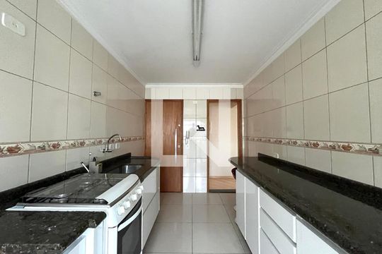 Cozinha de apartamento à venda com 2 quartos, 85m² em Vila Mariana, São Paulo