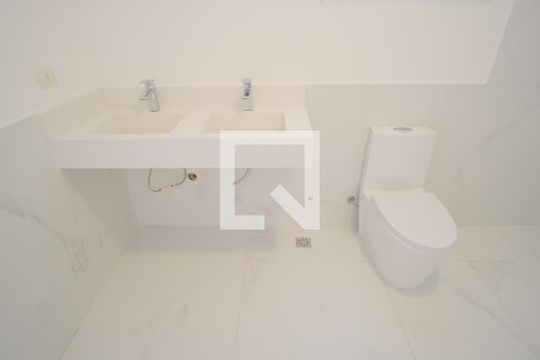 Banheiro da Suíte 1 de casa à venda com 4 quartos, 280m² em Vila Matilde, São Paulo