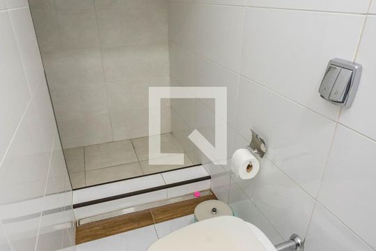 Banheiro Garagem  de casa à venda com 4 quartos, 360m² em Jardim Borborema, São Bernardo do Campo