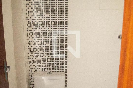 Banheiro de apartamento à venda com 1 quarto, 38m² em Chácara Seis de Outubro, São Paulo