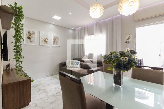 Sala de apartamento à venda com 2 quartos, 62m² em Parque Guarani, São Paulo
