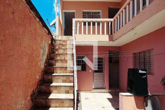 Fachada Interna de casa para alugar com 1 quarto, 52m² em Sacomã, São Paulo
