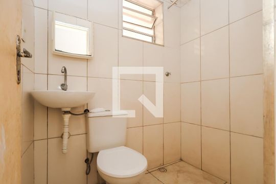 Banheiro de casa para alugar com 1 quarto, 52m² em Sacomã, São Paulo