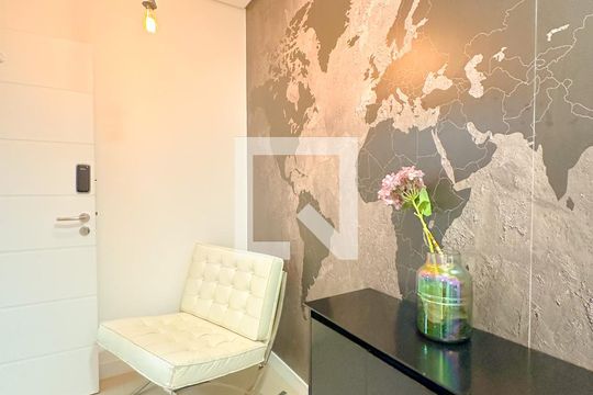 Hall de entrada de apartamento para alugar com 2 quartos, 85m² em Canasvieiras, Florianópolis
