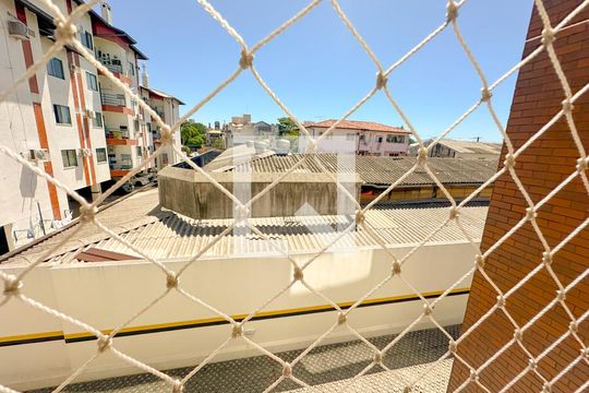 Varanda da Sala de apartamento para alugar com 2 quartos, 85m² em Canasvieiras, Florianópolis