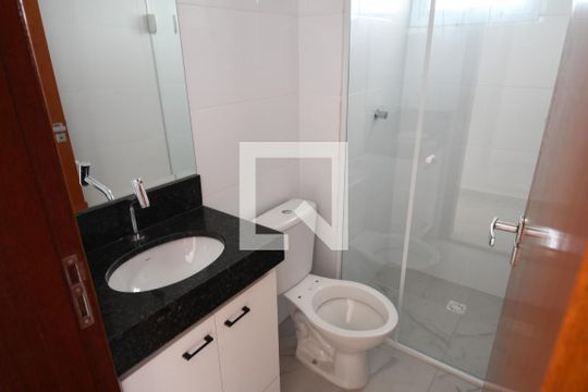 Banheiro 2 de apartamento para alugar com 2 quartos, 55m² em Vila Industrial (campinas), Campinas