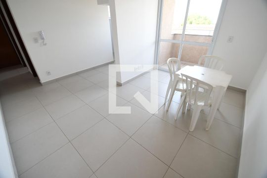 Apartamento para alugar com 2 quartos, 55m² em Vila Industrial (campinas), Campinas
