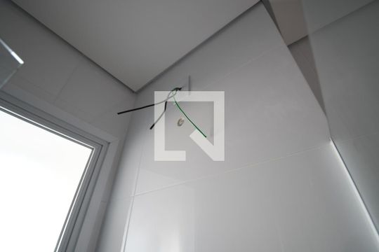 Banheiro 2 de apartamento para alugar com 2 quartos, 55m² em Vila Industrial (campinas), Campinas